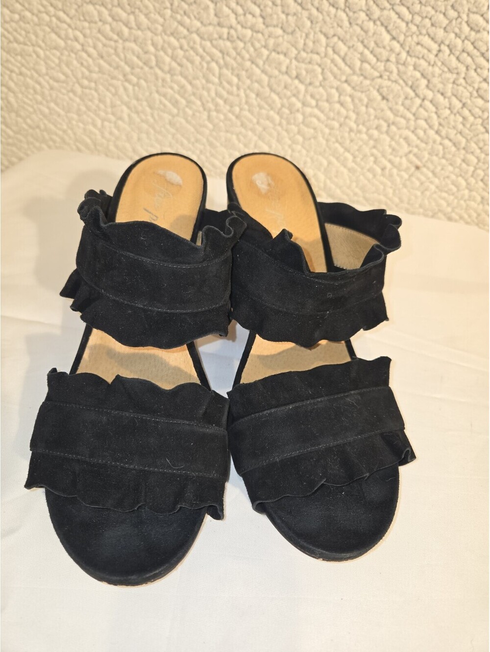 Free People Rosie Ruffle Heel Sandals Sz 40 (9) Black